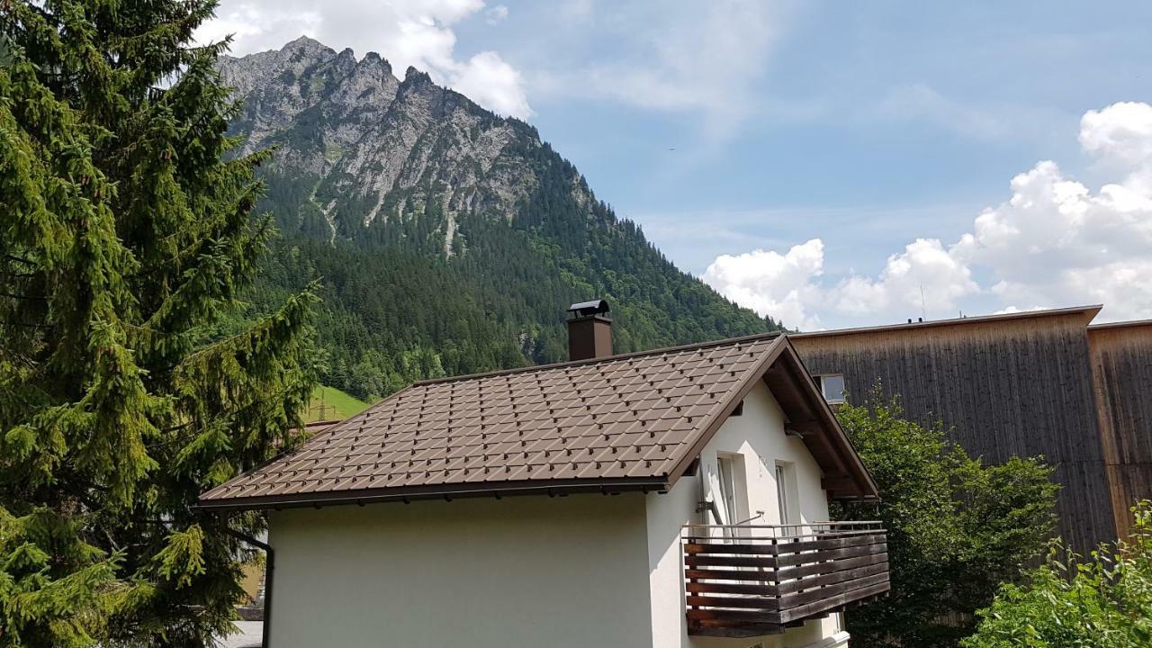 Appartements Burtscher Klosterle am Arlberg Exteriör bild